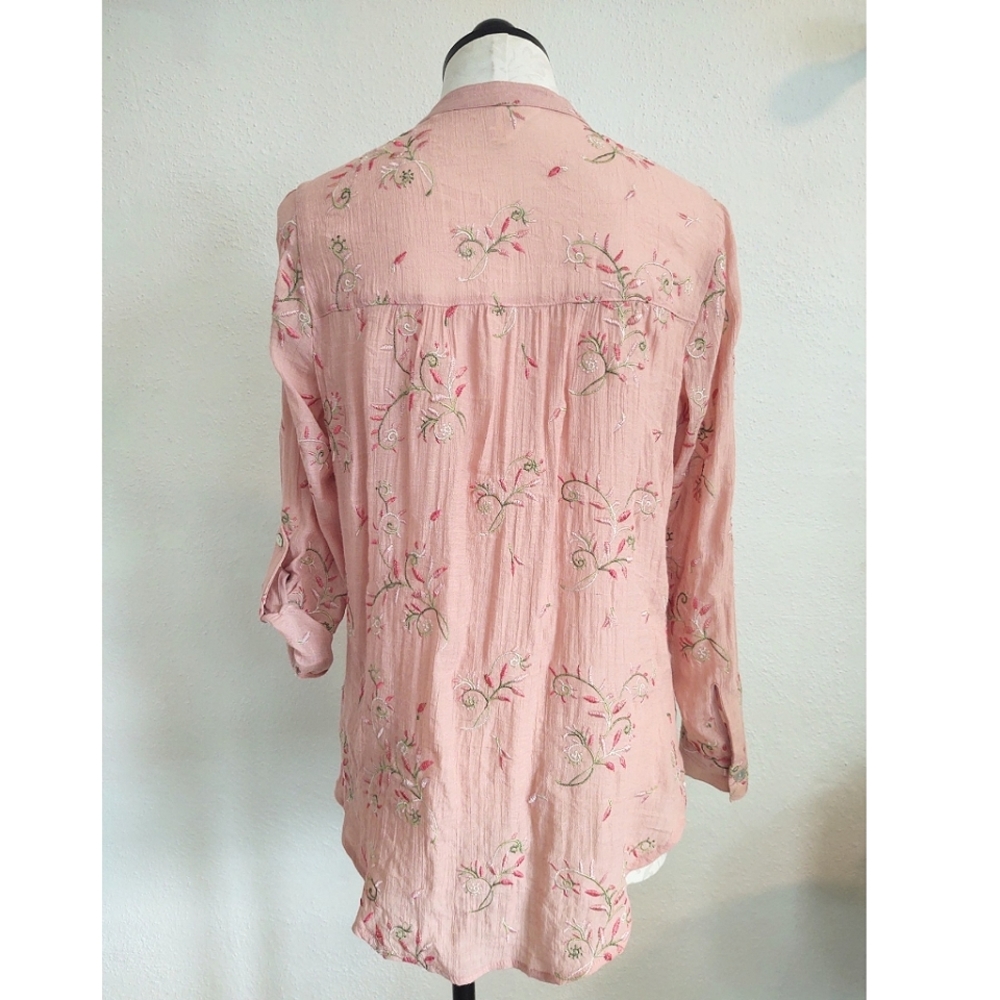 Anthropologie Fig and Flower Embroidered Tunic Blouse Roll Tab Button Front Pink - Picture 8 of 14